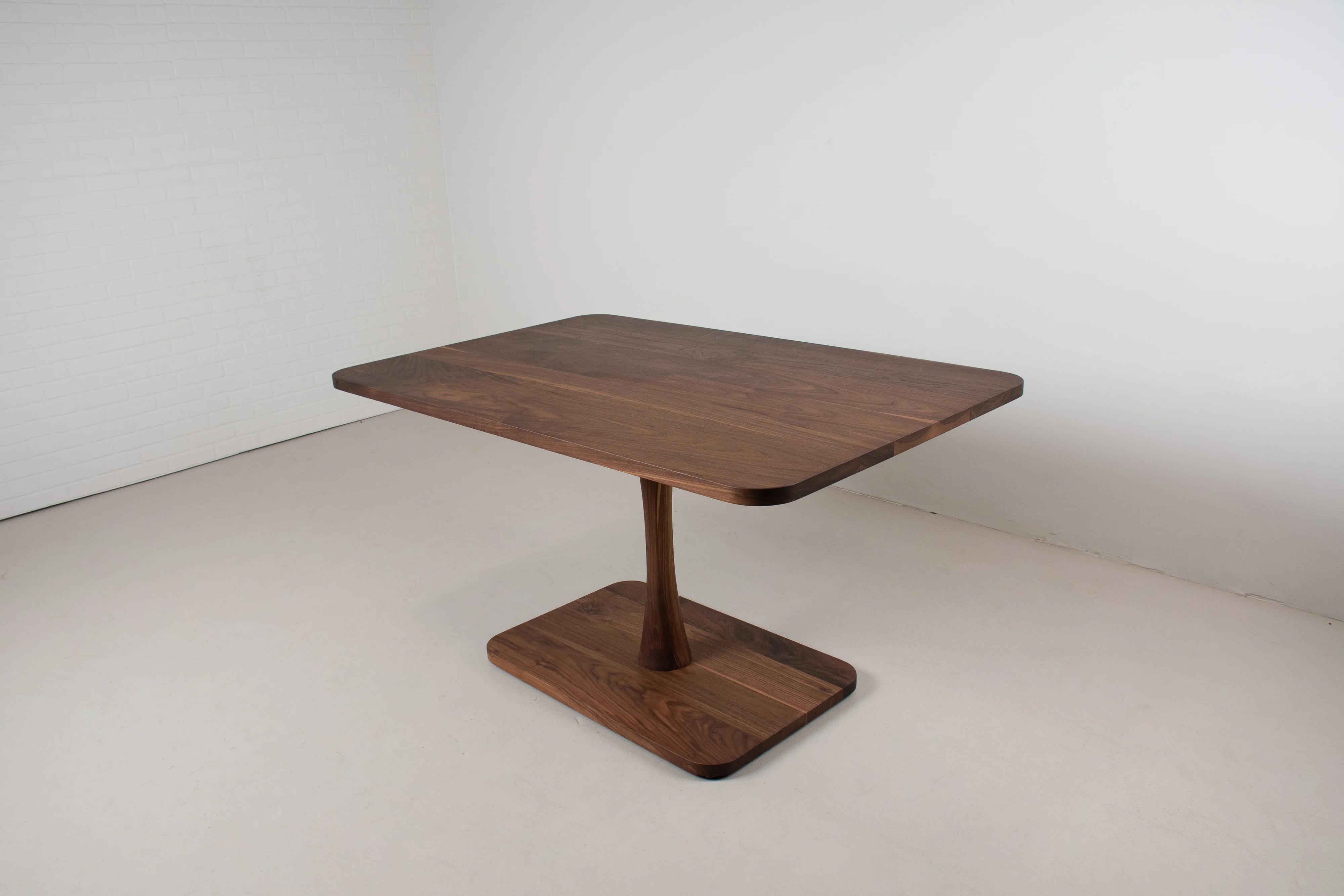 Custom Jarvis table for Erin